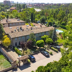 Antico Borgo Aparthotel
